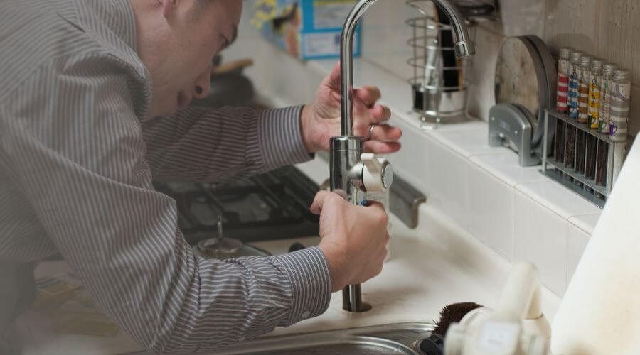 Professional Water heater repair in Twin Lake, MI
